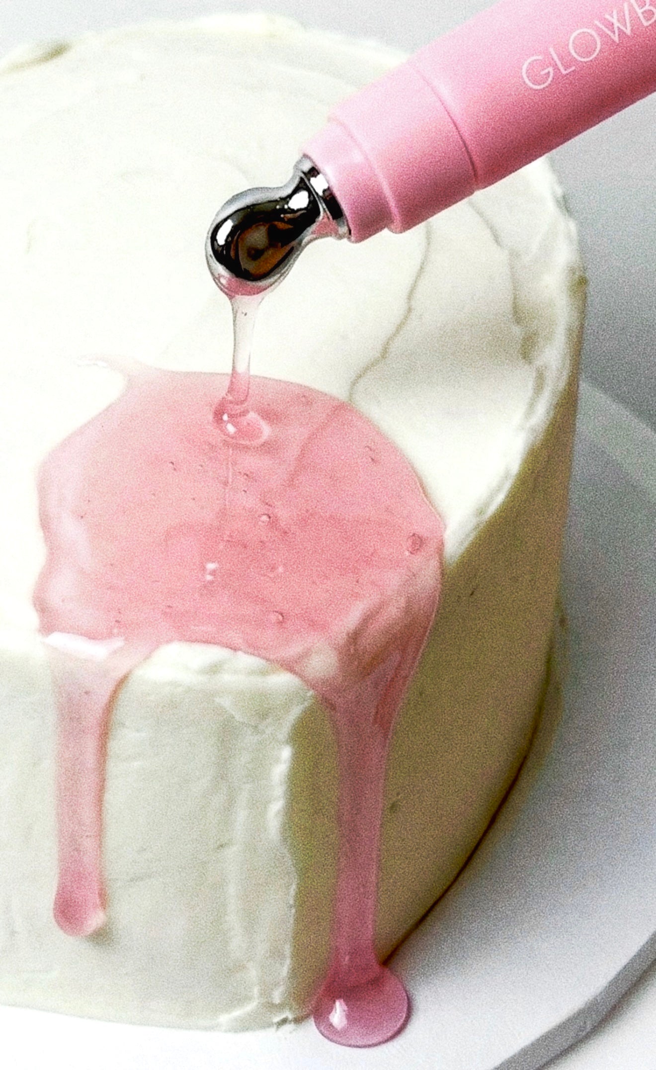 LIP PLUMPING GLAZE